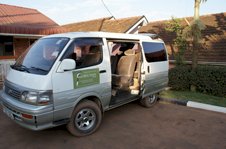 A Colobus Tour's 4x4 people carrier
